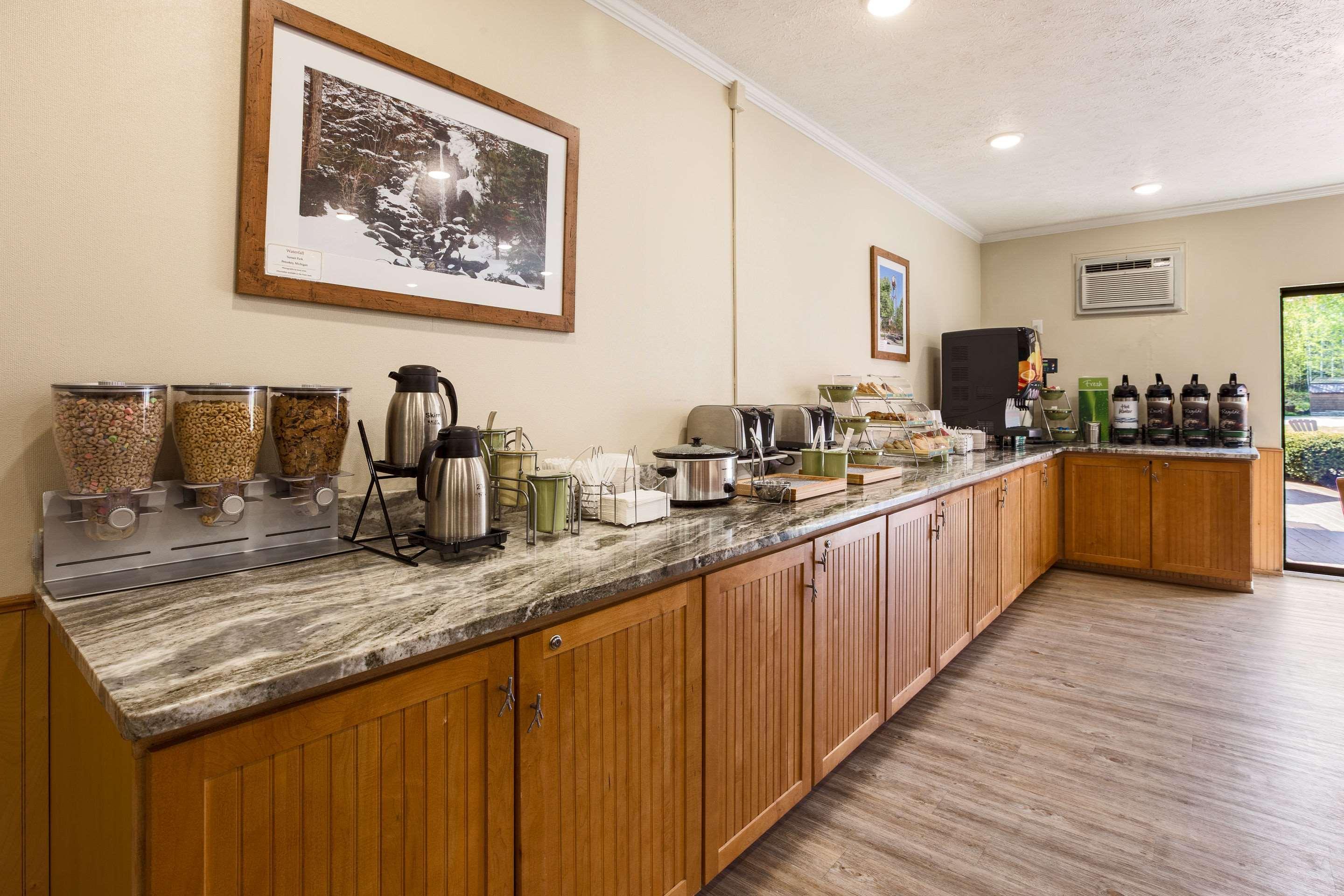 Quality Inn Petoskey-Harbor Springs Luaran gambar
