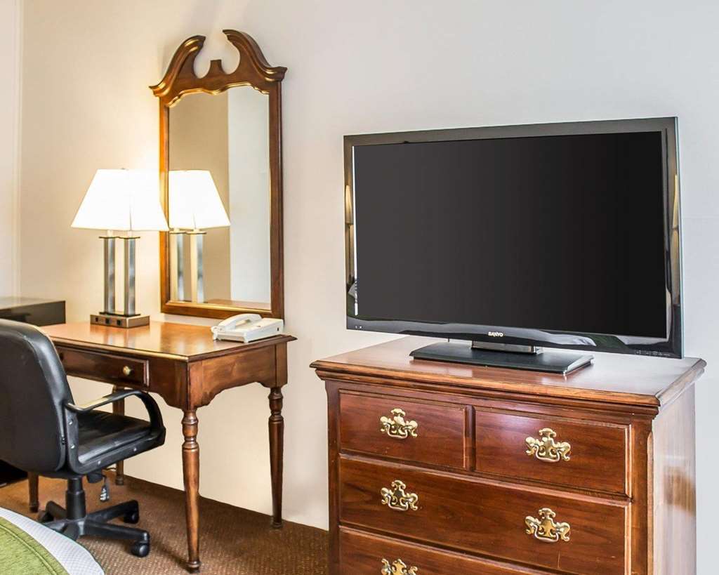 Quality Inn Petoskey-Harbor Springs Bilik gambar